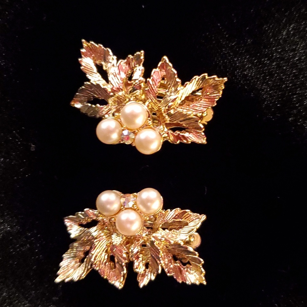 Vintage Judy Lee Clip On Earrings